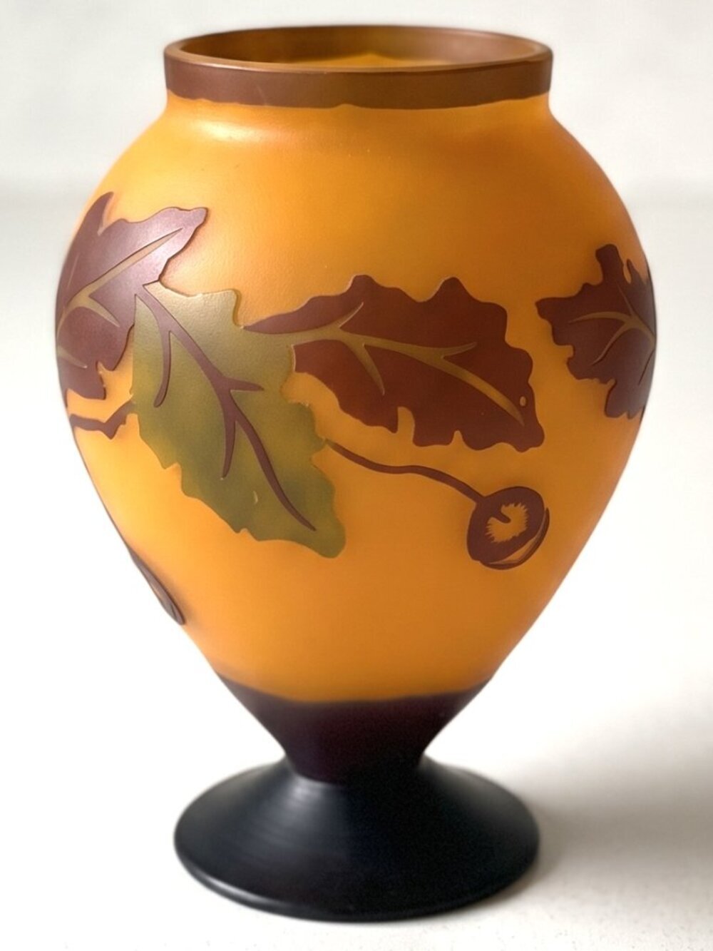 VTG Teleflora Cameo Autumn Oak Leaf Frosted Glass Vase Amber Orange Pedestal